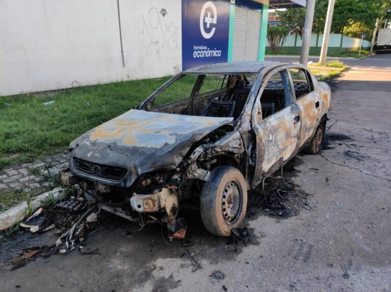 Canoas e Nova Santa Rita registram 11 veículos incendiados nas últimas horas