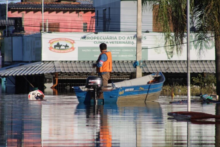 Auxílio de R$ 2.400 é pago em Canoas; Veja quem recebe