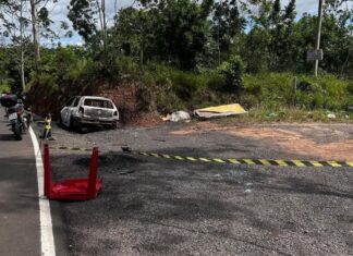 Casal é encontrado morto; Mulher estava carbonizada dentro de veículo