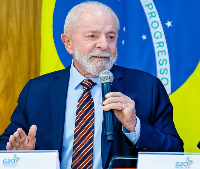 Lula ficará em UTI por dois dias