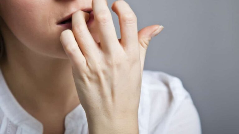 Ansiedade atinge milhões de brasileiros e lidera buscas no Google; Veja como tratar