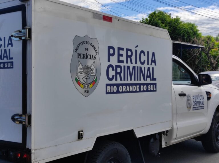 Mulher mata companheiro a facadas em Canoas