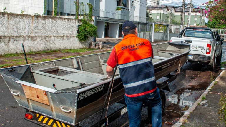 Prefeitura de Canoas envia ajuda para Santa Catarina após enchente