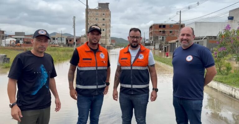 Vereadores de Canoas e equipe da Defesa Civil chegam em Santa Catarina