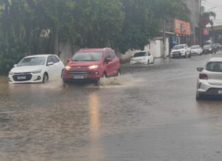 chuva em Canoas