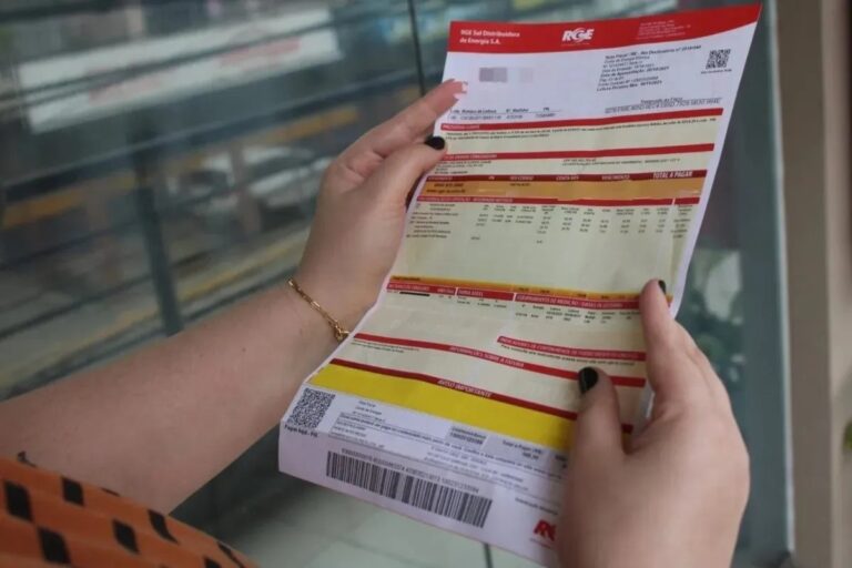 Conta de luz ficará até R$ 49 mais barata em janeiro