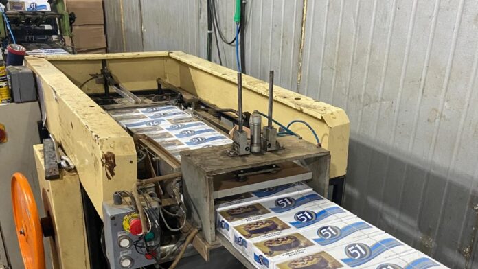 Polícia Civil descobre fábrica clandestina de cigarro; Veja marcas produzidas