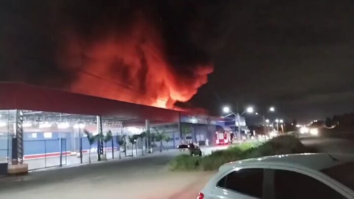 incêndio supermercado Guaíba