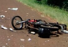motociclista caminhão