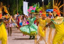 Desfile de carnaval em Novo Hamburgo