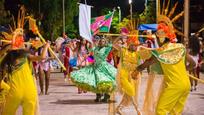 Desfile de carnaval em Novo Hamburgo