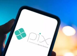 Pix deixará de ser gratuito? Veja o que diz a Receita Federal