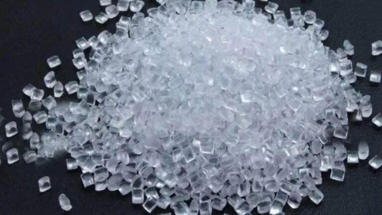 CFM pede a Anvisa o banimento do PMMA