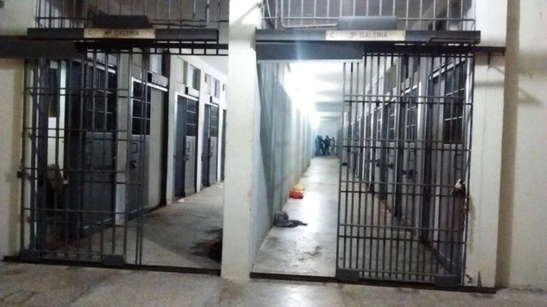 Preso morre carbonizado dentro de penitenciária no RS