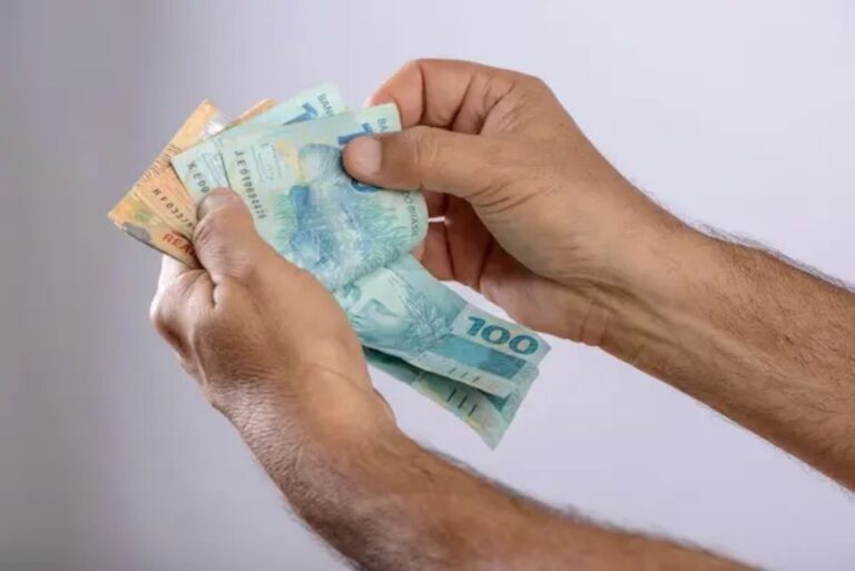 Veja se você tem valores a receber de "dinheiro esquecido"