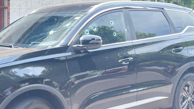 Mais de 10 tiros são disparados contra vereador dentro de carro em Canoas