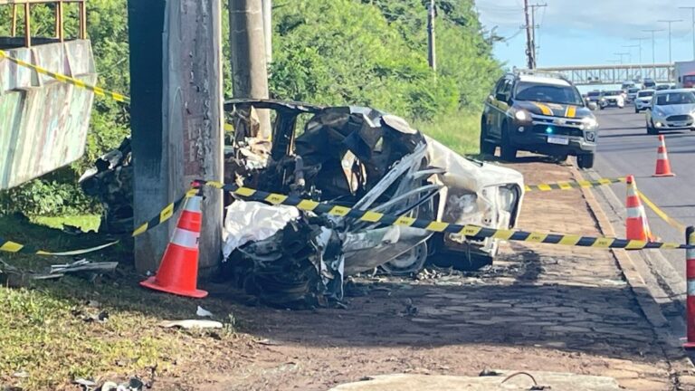 BR-116: motorista morre carbonizado em acidente