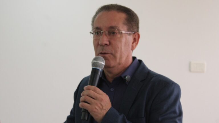 Prefeito de Canoas viaja para Brasília em busca de recursos para obras dos diques