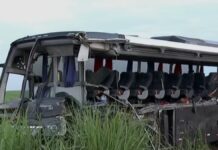 estudantes ônibus