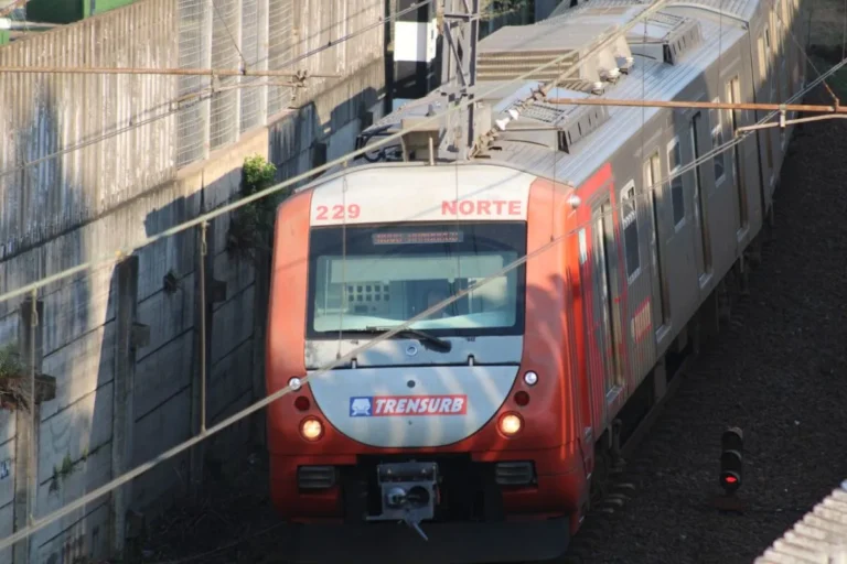 Funcionamento dos trens da Trensurb