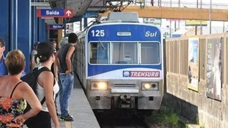 Confira como está o funcionamento da Trensurb nesta terça (25)