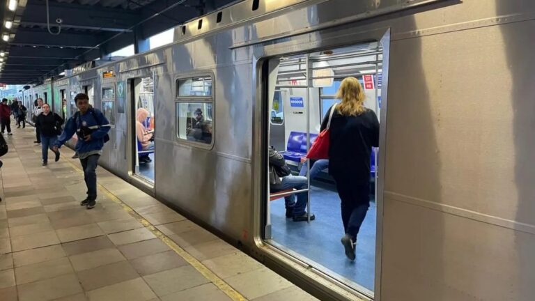 Funcionamento dos trens da Trensurb