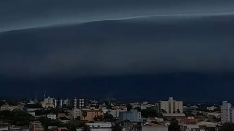 Temporal na cidade gaúcha de Uruguaiana