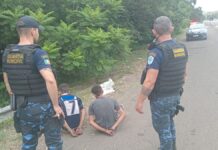 A Guarda Municipal (GM) efetuou a prisão de dois homens na tarde desta quinta-feira (27) em Canoas, após furto qualificado