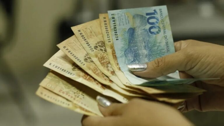 Saiba como quem não é casado pode receber auxílio de R$ 600