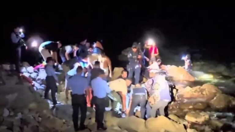 Queda de avião em Honduras mata 12 pessoas; entre elas estava o músico Aurelio Martínez Suazo.