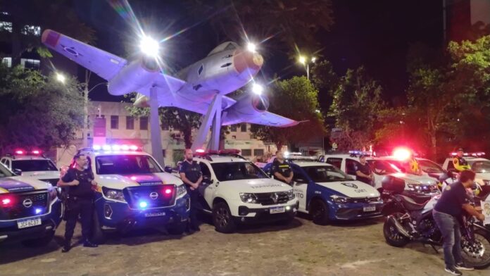 Agentes de Trânsito de Canoas participam de homenagem a agente morto durante assalto