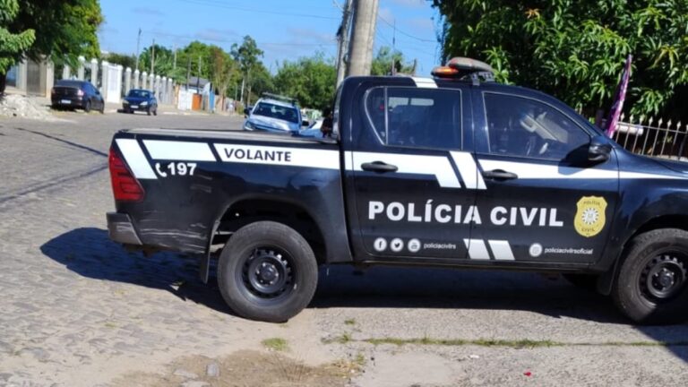 Homem é morto a facadas pela esposa em Canoas