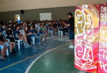 Nas próximas cinco semanas, às sextas-feiras, as escolas de ensino de Canoas receberão o Projeto Caravana Geloteca