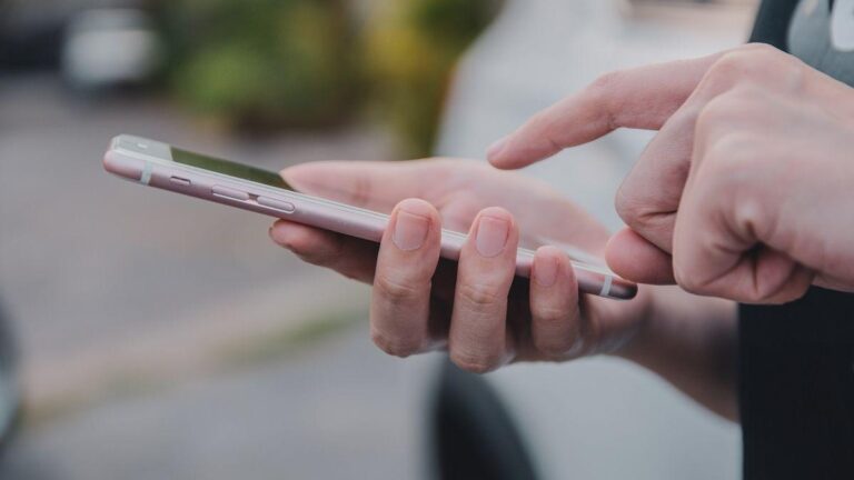 Claro fora do ar: operadora responde reclamações