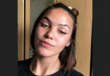 Jovem é morta à tiros dentro de casa