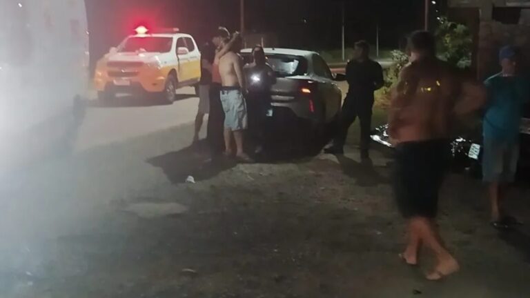 Motociclista morre em colisão frontal com carro