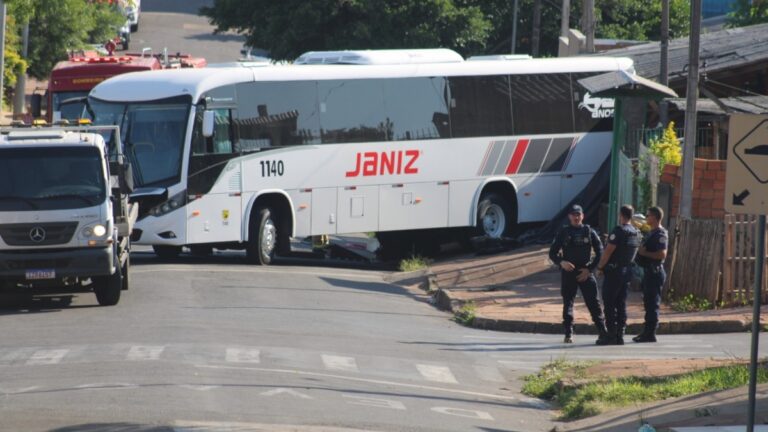 Sapucaia do Sul: motorista diz para polícia que não estava dentro de ônibus que matou duas pessoas
