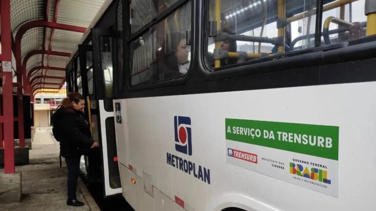 Trensurb funcionamento