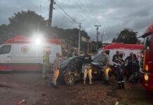 Mulher morre em colisão lateral entre carro e caminhão na última quinta-feira (3), na BR-386, em Boa Vista das Missões