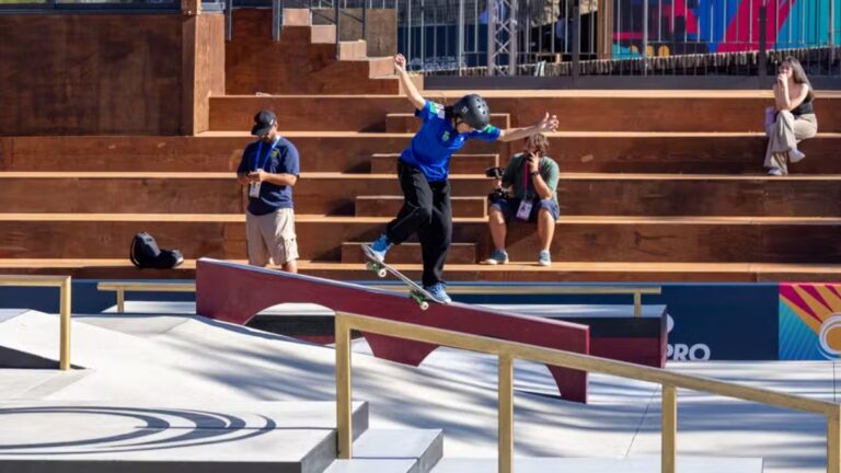 A jovem skatista de Canoas, Maria Lúcia, foi convocada para a Seleção Brasileira de Skate Street Feminino.