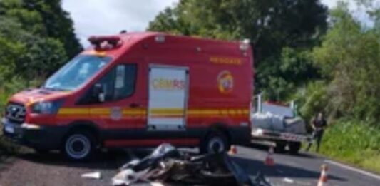 Um homem morreu em um acidente de trânsito na manhã da última segunda-feira (14) na BR-472, em Santa Rosa, no noroeste do estado