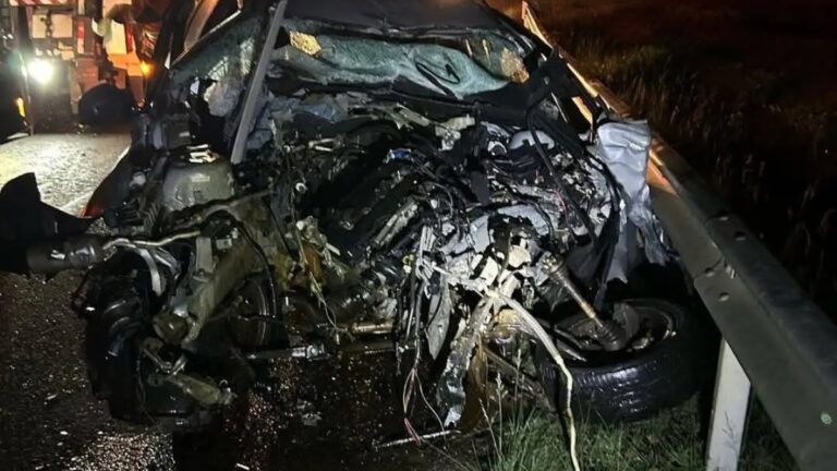 BR-386: motorista morre após colisão frontal entre carro e ônibus