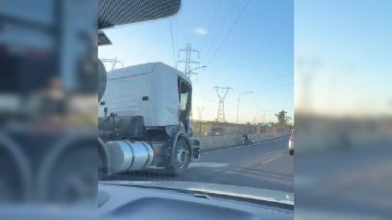 BR-386: acidente entre carretas causa lentidão em Nova Santa Rita