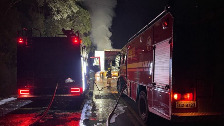 BR-386: motorista morre após caminhões explodirem em colisão