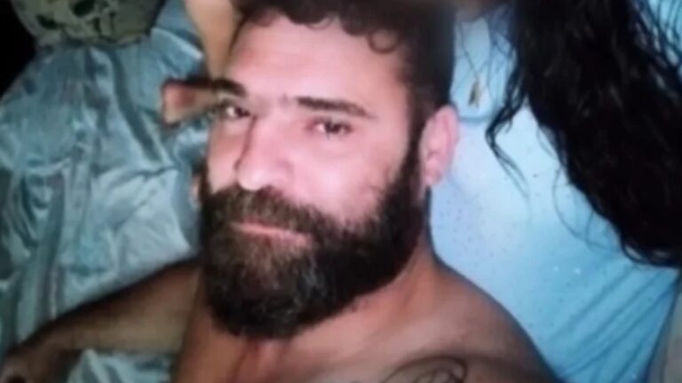 Foi identificado o empresário que foi morto a facadas no Paraná. A vítima era proprietária de uma conhecida loja de celulares no município