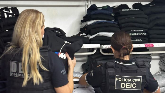 Cinco pessoas são presas em fiscalização de comércio