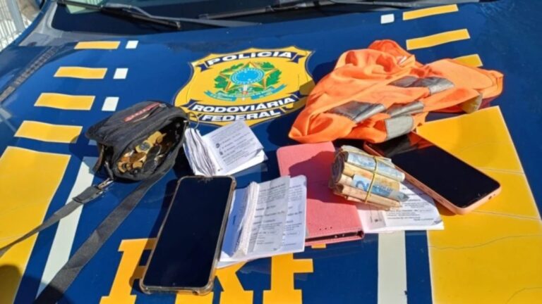 mulheres presas criança