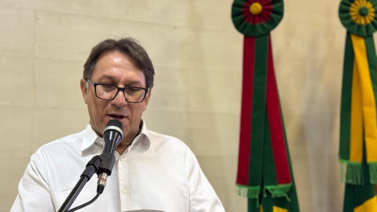 Patteta assume vaga de vereador pela 6ª vez em Canoas