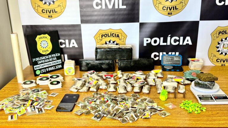 Agentes da Polícia prenderam em flagrante traficante suspeito de realizar tele-entrega de drogas em Sapucaia do Sul