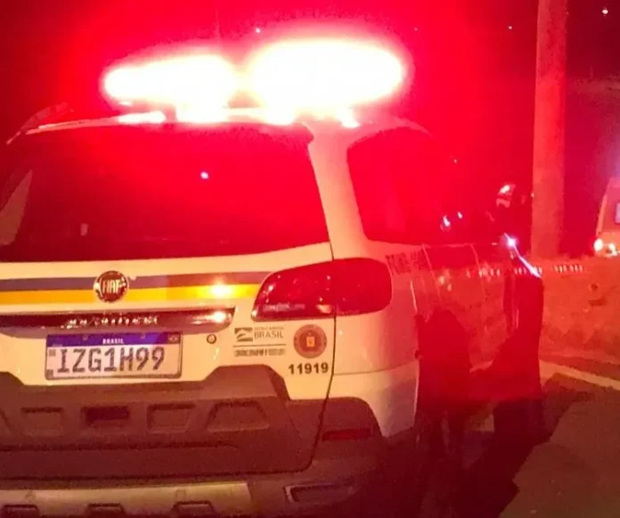 Criminosos invadem casa e matam homem a tiros